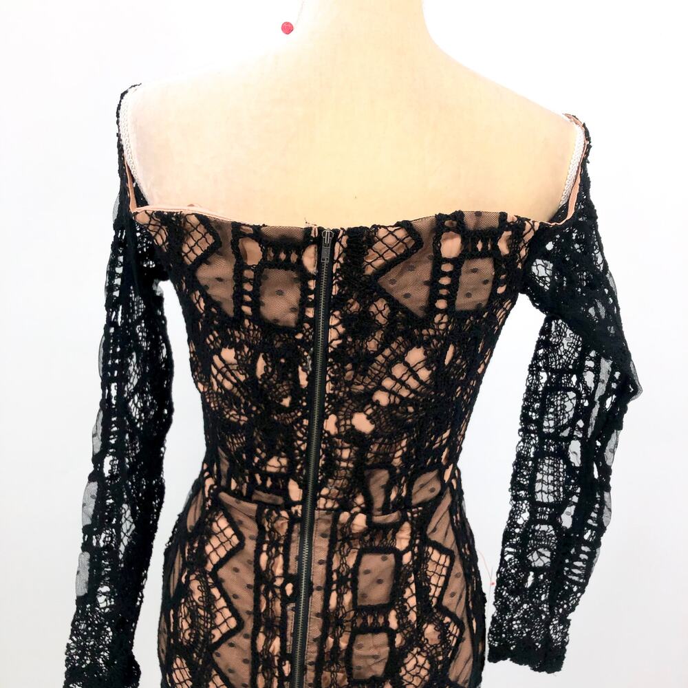 BARDOT Women's Zendaya Mini Lace Dress Large Black Nude Off Shoulder NWT - Picture 9 of 13